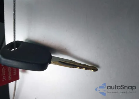 2000 Ford F-150 Work Series/Xl/Xlt z USA, uszkodzony, nr VIN 1FTRF18L9YKA03361